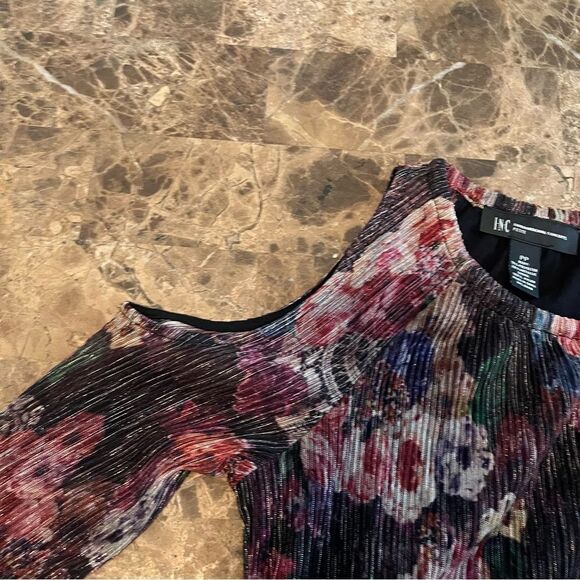 INC International Concepts Cold Shoulder Floral Top w/ Metallic Lining - Picture 7 of 12